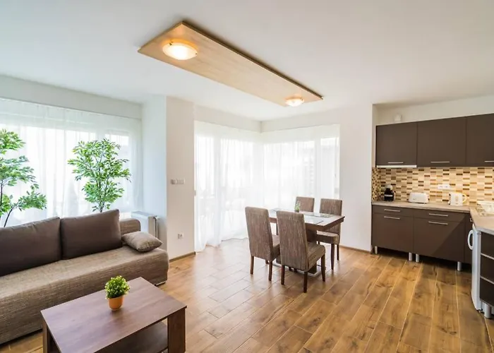 Gemini Ii Apartment *